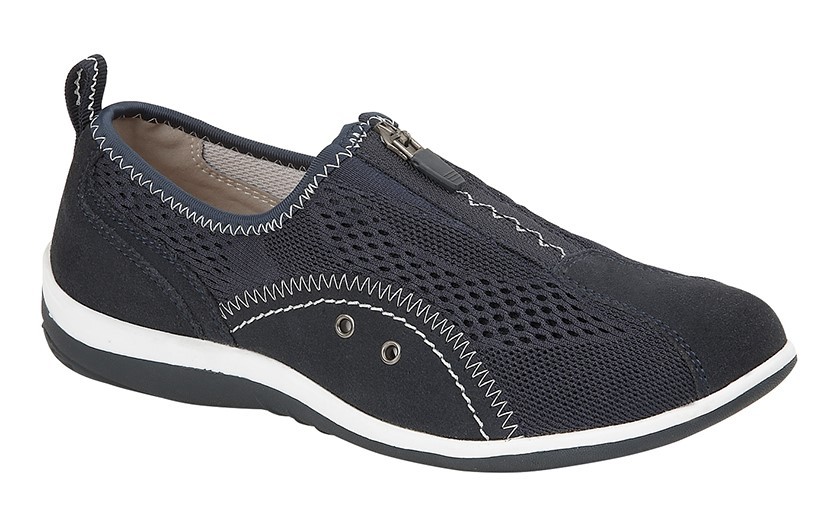 Boulevard Shoes L372C size 4
